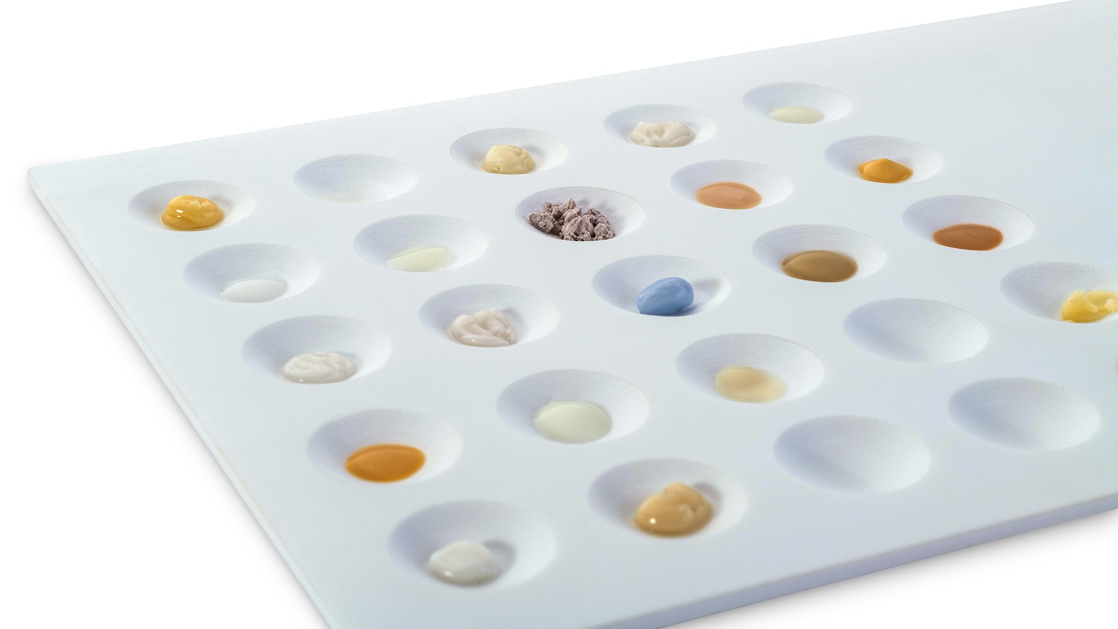 A linha HeraCeram cre-active oferece uma ampla seleção de materiais em diferentes tonalidades e cons