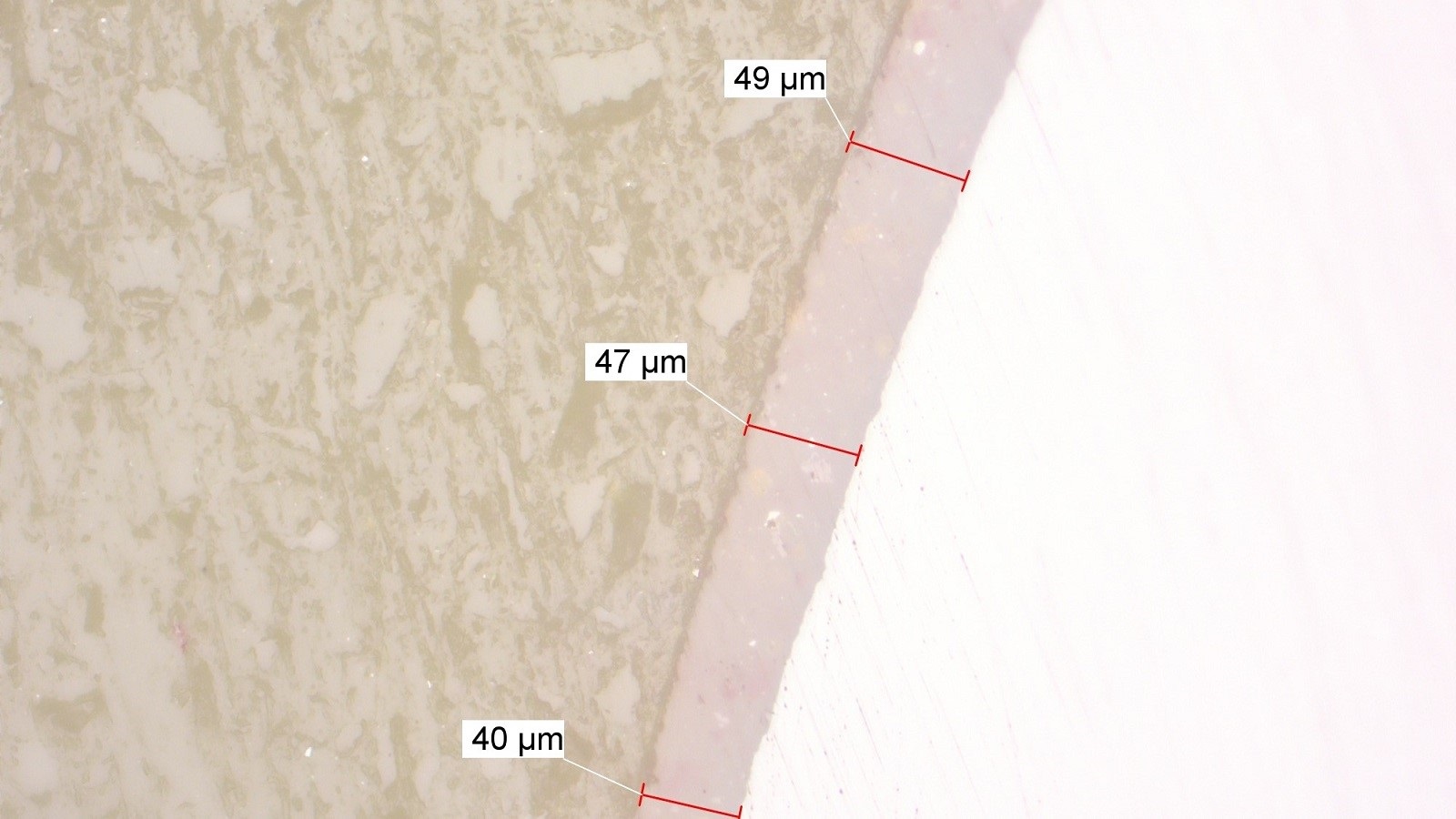 Espessuras de camada extremamente finas: massas 3D ≈ 0,2 mm; massas 2D ≈ 0,04 mm.